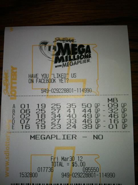 BertschJennifer's tweet photo. This my winning ticket! http://t.co/6oATr8Ry