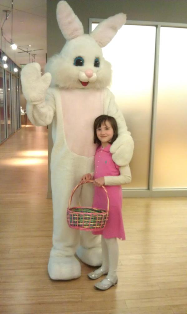 IPREX_Global's tweet image. RT @EMAtalkhuman Our little ones came by for an Easter egg hunt and quality time with the bunny. #EMAgency