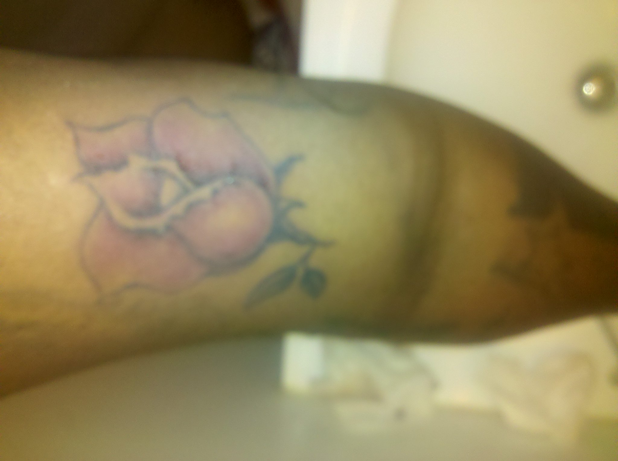 First time getting color. Wat yu think? http://t.co/K6EijoyN
