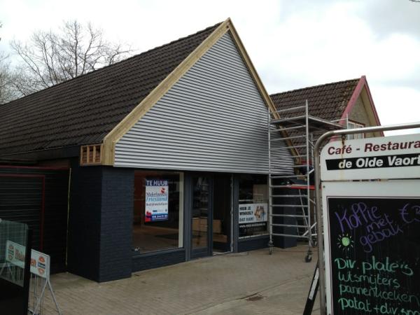FrieseVastgoed's tweet photo. Zo weer bijna gereed, gerestylede Winkel, kantoor, praktijkruimte. 170 m2, Bovenstreek 2, Noordwolde http://t.co/upPMi9bU