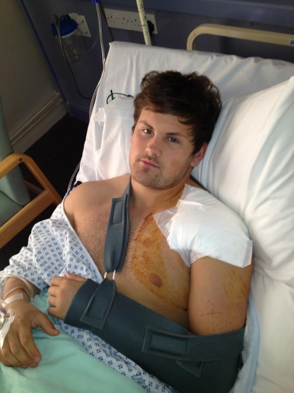 JRDando's tweet image. Me giving my innocent pose after my shoulder Op!#allsorted found the problem next season to look forward to #happydays