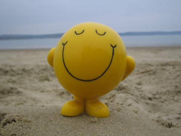 cmogilner's tweet photo. Happy on the beach #happiness http://t.co/gb6d84xf