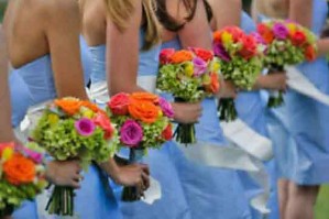Autumn3211's tweet photo. Green Hydrangea Bouquets, isn't it a perfect match with the blue bridesmaid?
#wedding #bridesmaid #bouquet #green http://t.co/uq8eNRFI