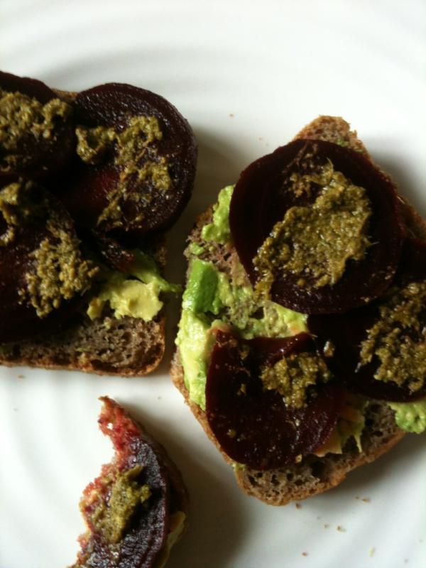 Beloved_Beauty's tweet photo. Avocado, beetroot and pesto on rye bread. Yum! Open sandwiches are a new fave http://t.co/uZeTHQNu