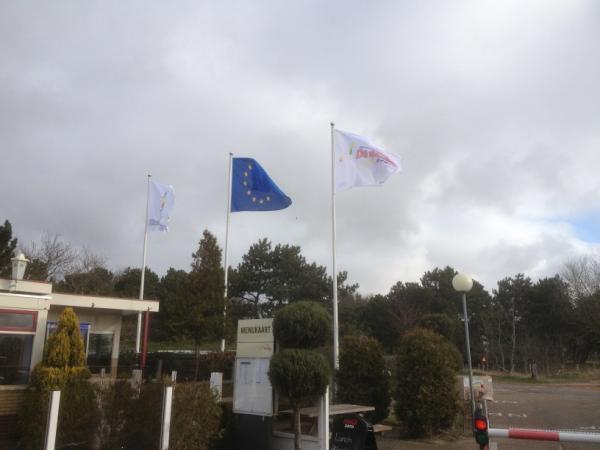 De vlaggen in top, we zijn weer begonnen!