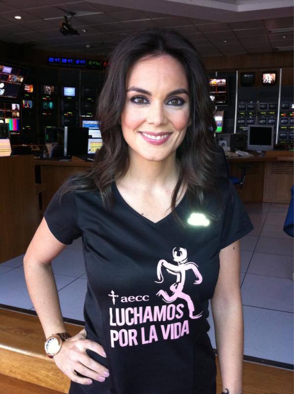 MonicaCarrillo's tweet photo. Correré mañana en Madrid con la camiseta. Por Almudena y por todos los que luchan contra el cáncer. #LPLV2012 #MMM2012 http://t.co/nmetVq51
