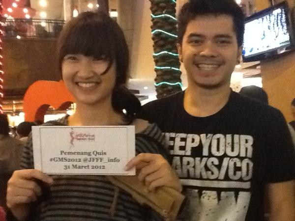 MKGLaPiazza's tweet photo. Congrats ya @ajengleony sudah menang Quiz #GMS2012 #LPz http://t.co/KnQg5tIE