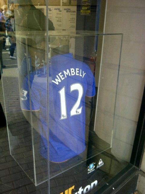 StonesLfc's tweet photo. Everton - The illiterate people's club http://t.co/ujYEumLy