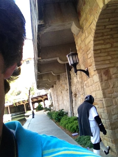 klaykuban's tweet image. Obvious one here. #logisticsfail