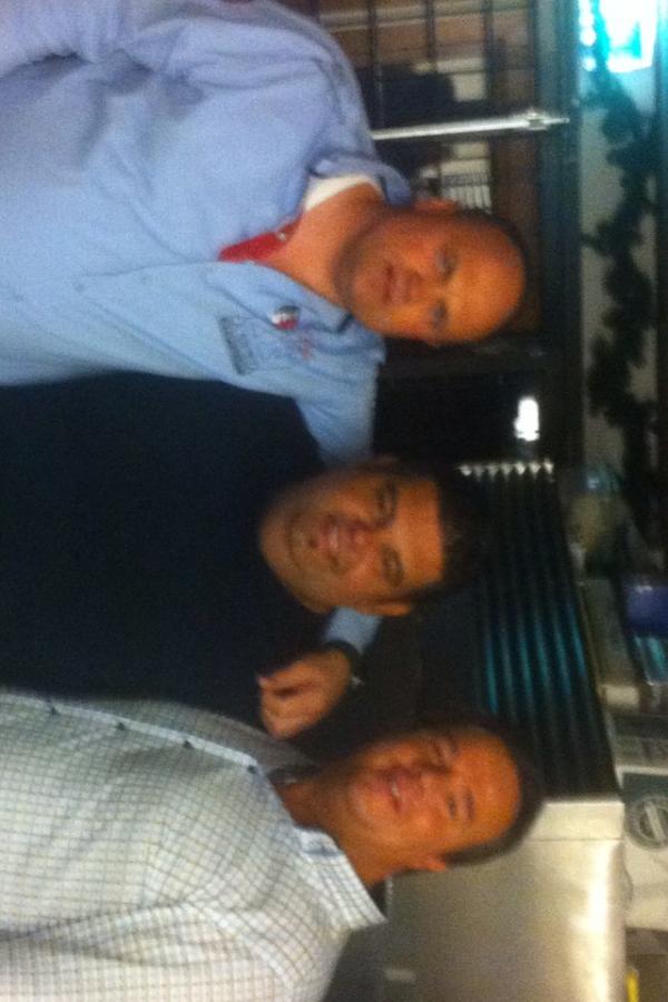 Groenflex's tweet photo. Wie is de bekende Nederlander. http://t.co/wVWOZeES