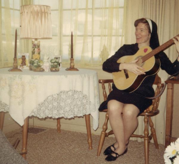 SayWhatPhoto's tweet photo. "I sing the body electric...I toast to my own reunion...with Jesus" http://t.co/tcu5VLaU
