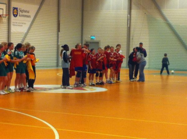 pildan's tweet photo. Yeah!!!!! Rosers!!! http://t.co/zzzvDUYL