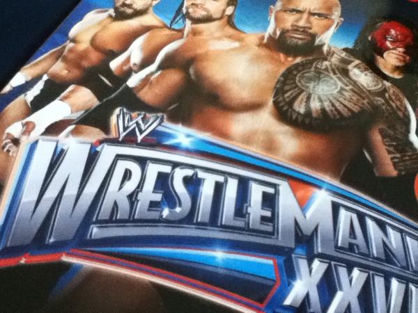 messi601's tweet photo. Wrestlemainia the rock vs Johncena undertaker vs triple h  ortan vs KaneJericho vs cm punk and  sheamus vs danielBryan http://t.co/SRaAJMXl