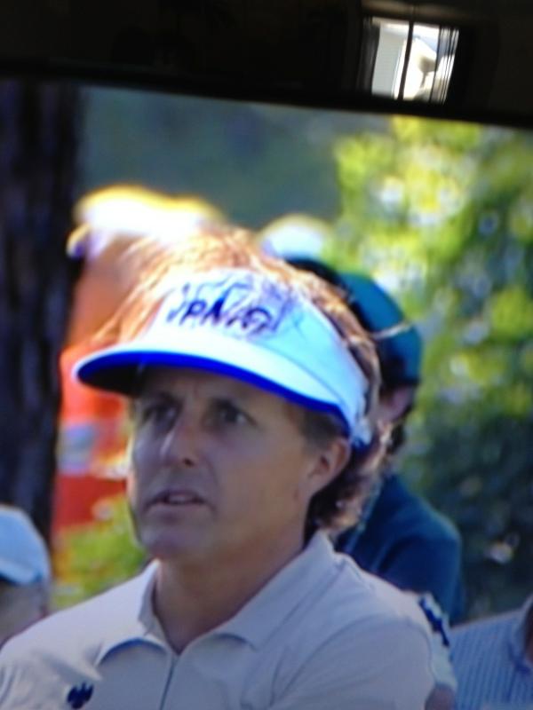 travv88's tweet photo. Anyone think Phil Mickelson isn't battling Sunday at #themasters ?..uh yeah he is. Look at this animal http://t.co/hKatjUIL
