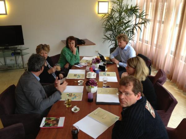 plastic4change's tweet photo. Friday, march 30th, 2012: meeting with Maureen in Ermelo http://t.co/YRxz065t