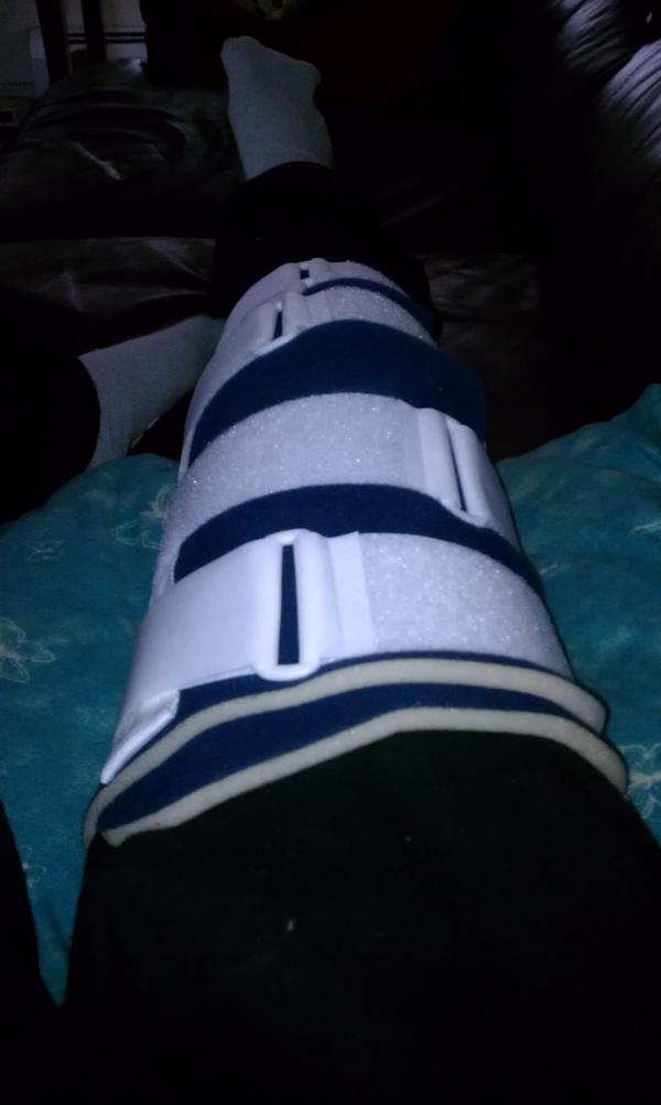 megg_litt's tweet image. #megproblems #broken #drugged #pain