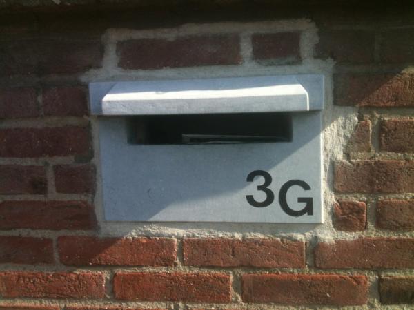 Mullerbeek's tweet image. faster than airmail #3g #fastmail #post