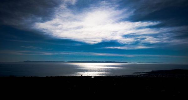 SB_Aquatics's tweet photo. Beautiful View Of Santa Cruz Island http://t.co/CcSyDGsD