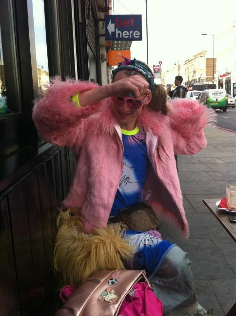 SHARNA_OSBORNE's tweet photo. #bether #dalston #hashtag http://t.co/ioY37FH7
