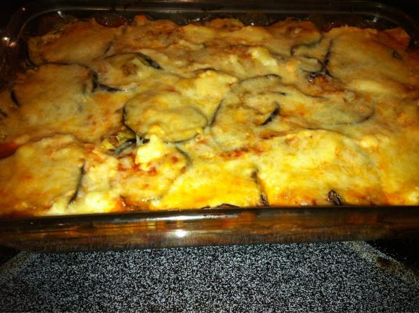 Elisa_Mustelier's tweet image. Made a Delicious dinner for my family #Eggplantparm #WhoSaysICantCook ❤🍆