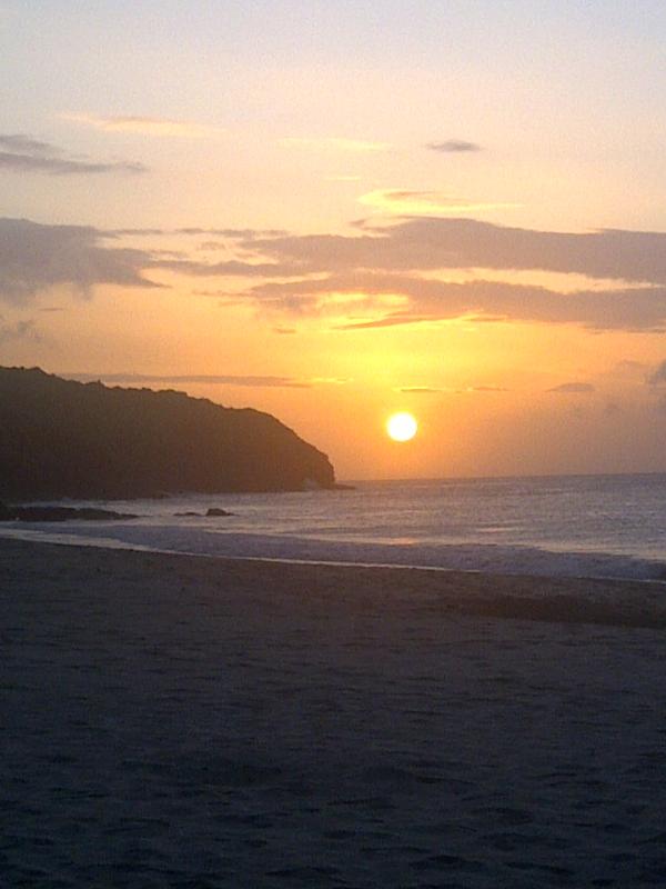 Navibus's tweet image. ¿Estás en #Margarita esta #SS2012? No te pierdas atardeceres como estos al norte de la Isla :) #PlayaManzanillo