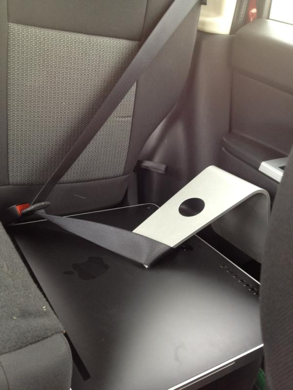 lizrotz's tweet image. All checked in at the Genius Bar. Hopefully it's an easy fix! And yes I buckled her in on the way here! #sadmac