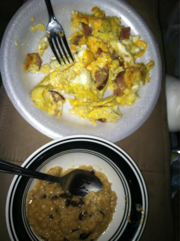 Mariahsking's tweet photo. Yumm I'm so full #satisfied http://t.co/D0nBdzZ