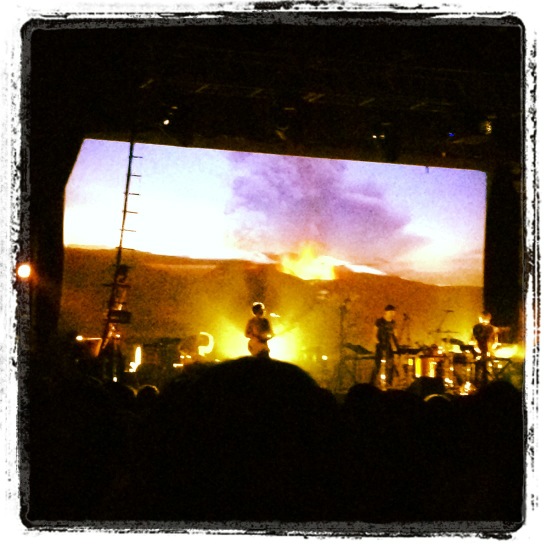 diaryoftallgirl's tweet photo. We always have the best view at concerts.  #gotall http://t.co/dqHsqn7F