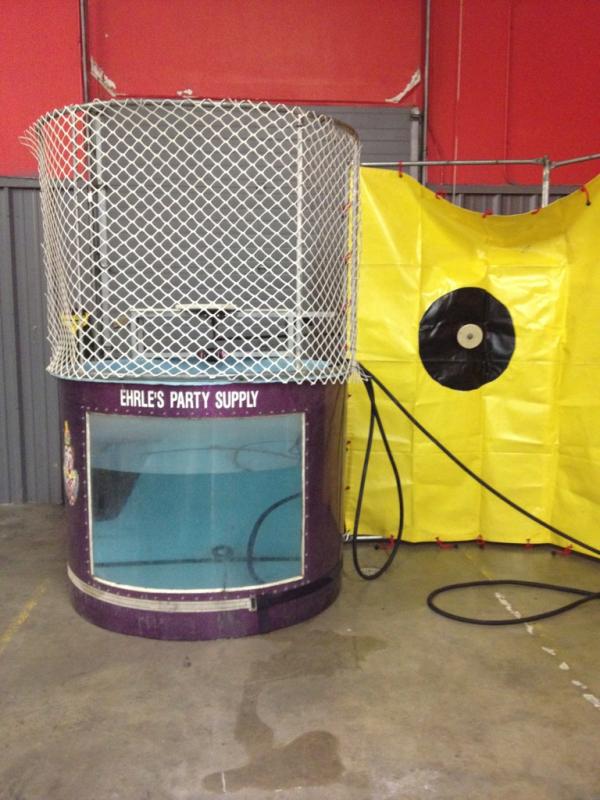 servolutionTul's tweet image. RT @kkaylajoness: Filling up the dunk tank 4 tonight's #Servolution Can Food drive!  @gutsjv @gutsyouthchurch #TeamGUTS