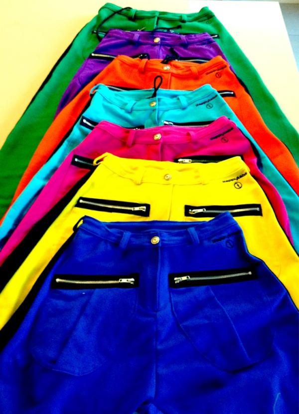 NAPPYTABS's tweet photo. Nappytabs zip harem sweats. We got em in every color! Dont b caught outta style. Store in NoHo or http://t.co/8SUD9Mpf http://t.co/jL4izAwq