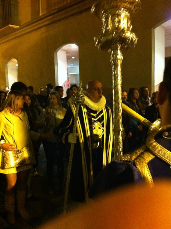 LucaTon1's tweet photo. Miguel de cervantes en la  semana santa ? @fernandolctron @1982alejandrocr @SaulFernandez10 @R_Escri http://t.co/3jDoH44s