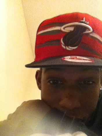 IMmaTweet4u's tweet photo. Rolling up . http://t.co/Yx96cgrM