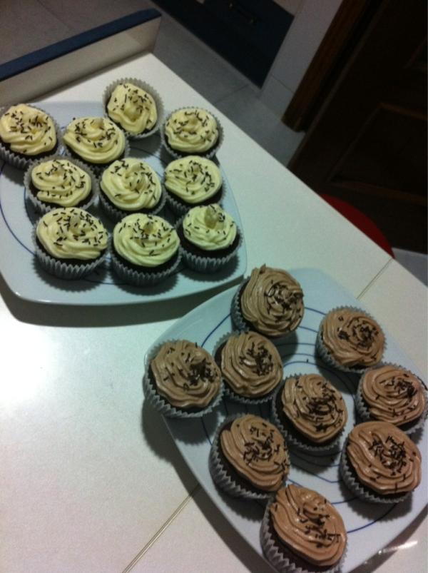 Hacerlas no, eso es mérito de <a href="/jlandrangoiz/">J.L. Andrango</a>. Pero no veáis como he limpiado y como he supervisado. Ahora a comer. Ñam.