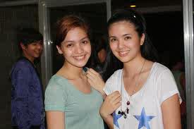 ImPIainJane's tweet photo. Saw this in my phone :) well I spy a super hero at the back! @paul_salas12 http://t.co/paIwv9lS