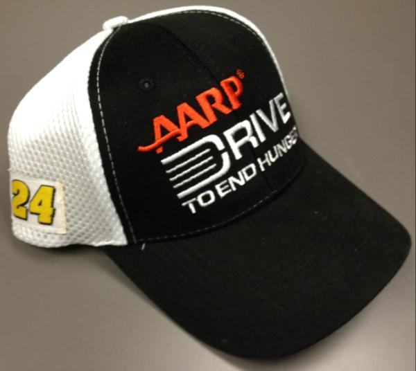 JeffGordonWeb's tweet photo. Giving 2 of these away. RT & reply http://t.co/R1lcHE77 to be eligible. #Team24 http://t.co/QDqyN3py