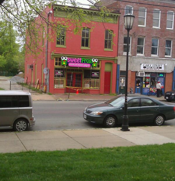 AspenRose's tweet photo. The most beautiful thing I've seen all day! And RIGHT across from my parking deck! #thereisagod http://t.co/v5iZu9jN