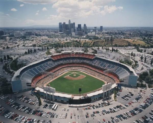 willkozak2's tweet photo. Ladies and Gentleman..... ITS TIME FOR DODGER BASEBALL!!!!! http://t.co/zJDaCsx1