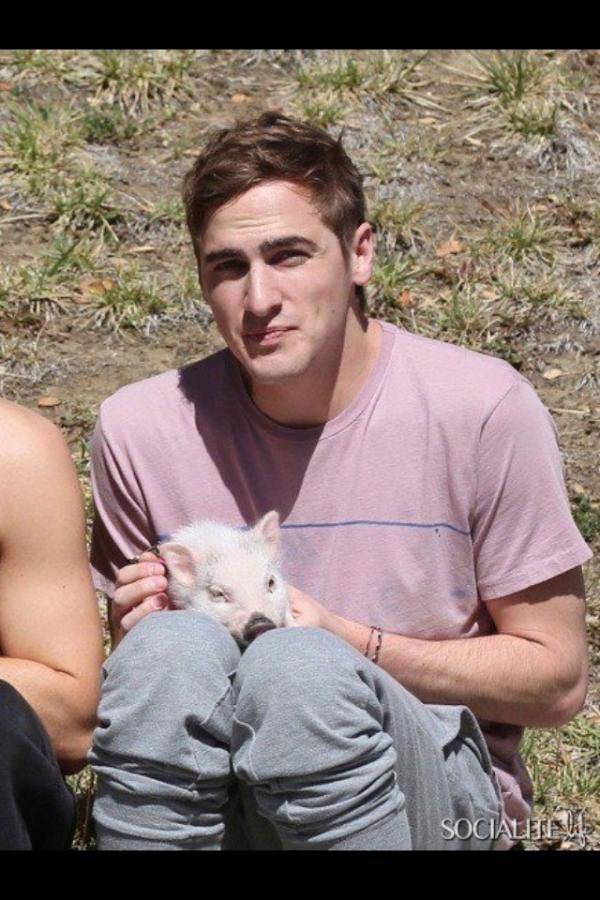 BTRPics's tweet photo. Cute ;) http://t.co/SburXSFW