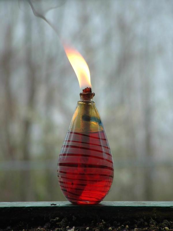 RabbitGallery's tweet photo. Hand Blown Glass Oil Lamp
By John Rabbit http://t.co/u1EKdNj2