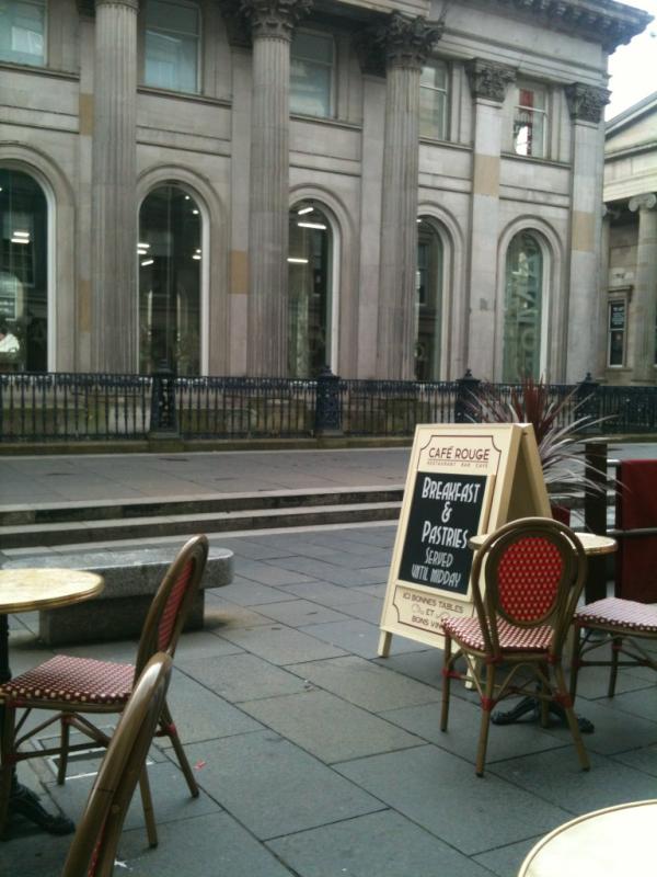 ridescotland's tweet photo. Breakfast in Glasgow! http://t.co/lADg2ou3