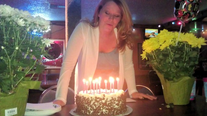 A pic from my birthday last weekend. http://t.co/1HAWOkTP