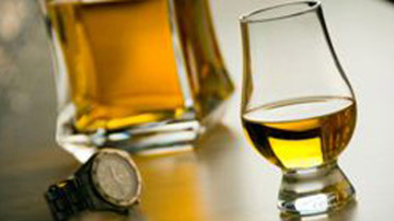 IntimateUpdates's tweet image. 11pm. Maybe I'll stay in, #reminisce the times we had. Its been 4 years since you left. I've become different person.