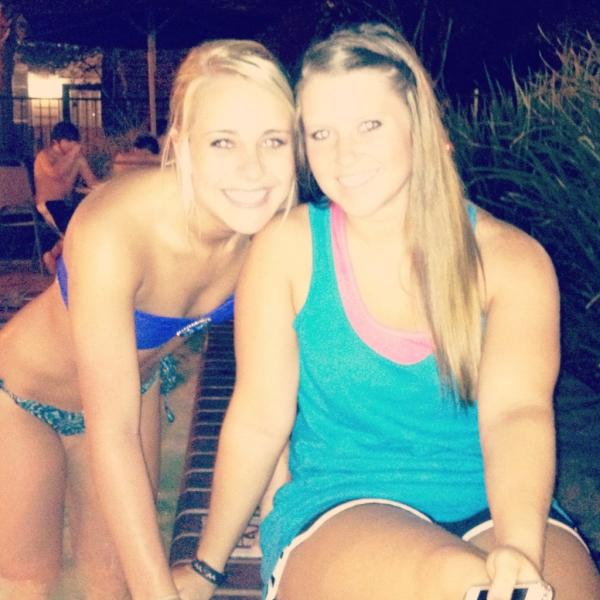 kortlinbrooke's tweet photo. 💗💗💗 http://t.co/l6k6JBsk