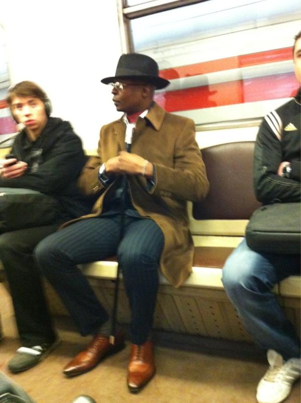 talentless_slut's tweet image. Со мной на #Выхино кст зашел негр на жестком стиле :) правда очень классно! #PimpStyle