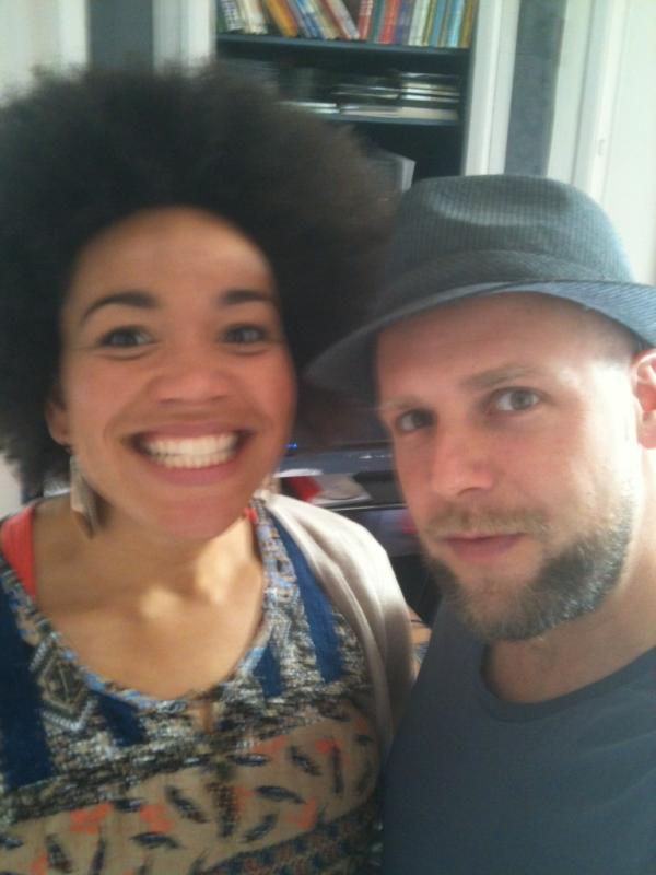 Yes! Aldith Hunkar volgt me! Stiekeme Jeugdliefde..Straks fijn spelen met Diana Bentoh in Lekkerkerk..