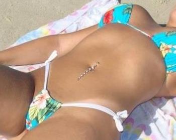 jijilab2's tweet photo. feeling so Hotttt !! see u on the beach! http://t.co/YcY21R9M