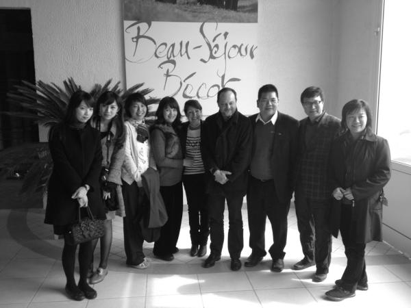 Visite de nos très sympathiques amis de Formosa à l'occasion des primeurs 2011.