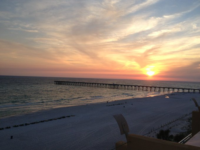 Sunset in Panama City beach, FL http://t.co/GUc7j5P6<a href="/tag/playboygolffinals"class="tags"><span>#playboygolffinals</span></a>
