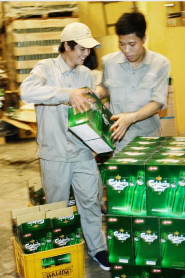 Alan Thompson tweet media