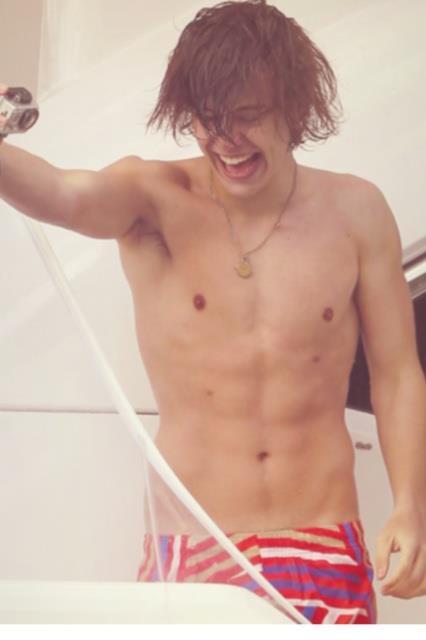 OneDirection4Re's tweet image. KEEP SMILING hARRY